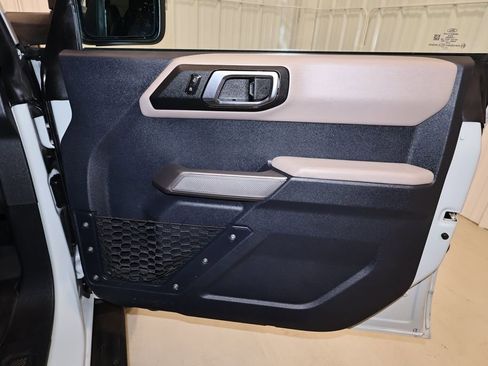 Certified 2023 Ford Bronco Wildtrak image 19