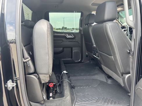 Used 2023 Chevrolet Silverado 1500 LTZ AWD/4WD image 15