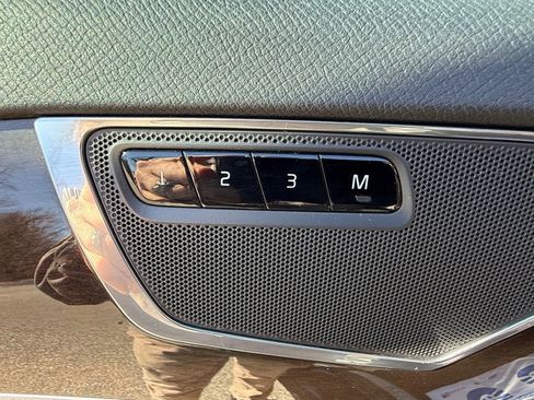 Used 2019 Volvo XC90 T6 Momentum w/ Protection Package Premier image 12