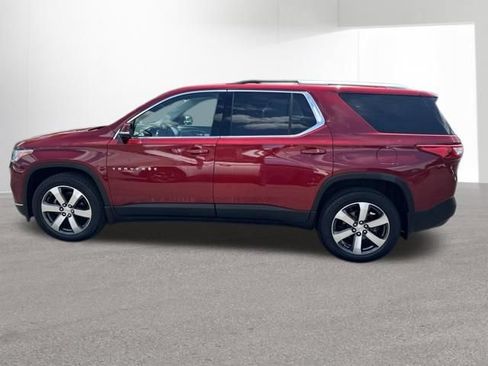 Used 2018 Chevrolet Traverse LT AWD/4WD image 2