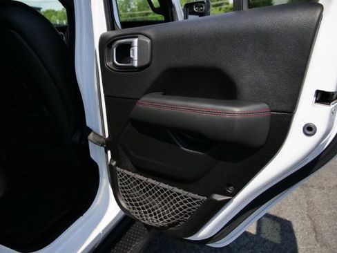 Used 2020 Jeep Wrangler Unlimited Rubicon AWD/4WD image 30