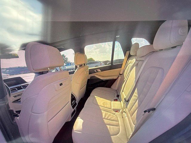 Used 2020 BMW X5 xDrive40i w/ Premium Package AWD/4WD image 6