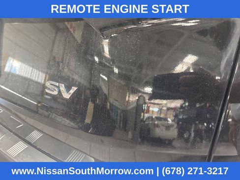 Used 2022 Nissan Rogue SV image 4