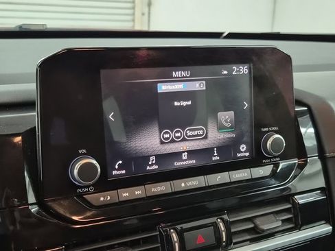 Certified 2022 Nissan Pathfinder SV w/ SV Black Package image 32