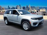 Used 2025 Jeep Grand Cherokee Laredo X image 4