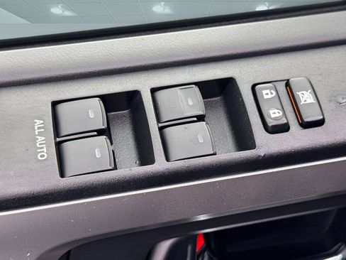 Used 2024 Toyota 4Runner SR5 image 12