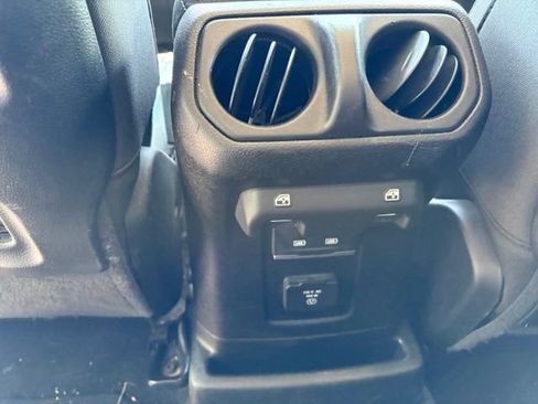 Used 2024 Jeep Wrangler Unlimited Rubicon 4xe AWD/4WD image 11
