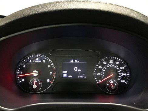 Used 2020 Kia Sorento FWD V6 image 22