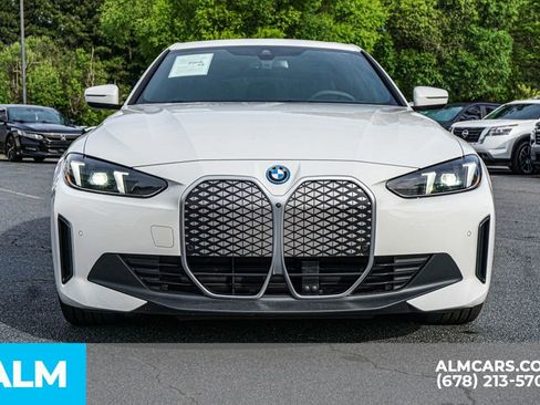 Used 2025 BMW i4 eDrive40 w/ Premium Package RWD image 10
