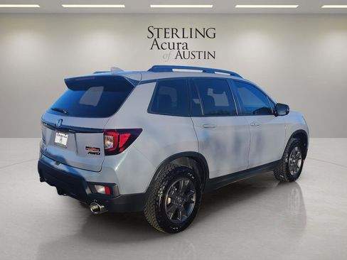 Used 2024 Honda Passport TrailSport image 5