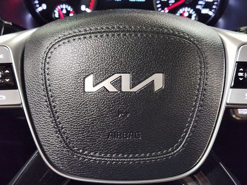 Used 2022 Kia Telluride S image 48