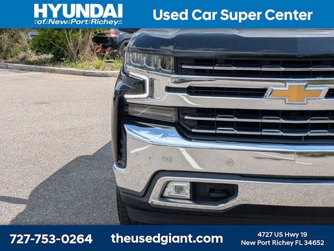 Used 2021 Chevrolet Silverado 1500 LTZ w/ LTZ Convenience Package II image 9