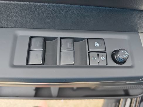 Used 2026 Toyota Tundra SR5 AWD/4WD image 28