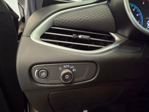 Used 2022 Chevrolet Malibu RS FWD image 29
