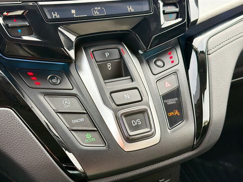 Used 2022 Honda Odyssey Touring image 10