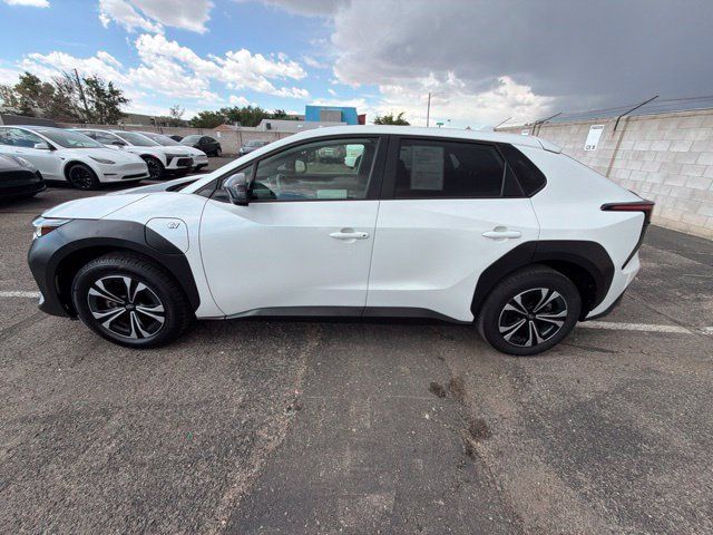 Used 2023 Subaru Solterra AWD image 6