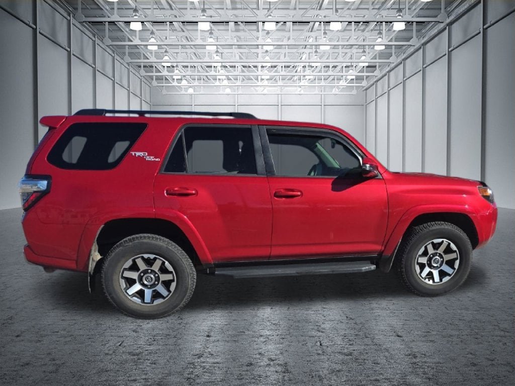 Used 2021 Toyota 4Runner TRD Off-Road Premium AWD/4WD image 8