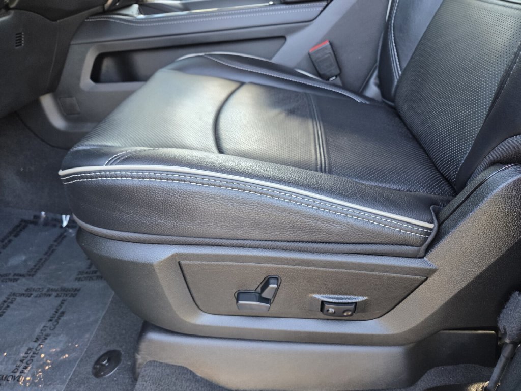 Used 2024 RAM 2500 Limited AWD/4WD image 22