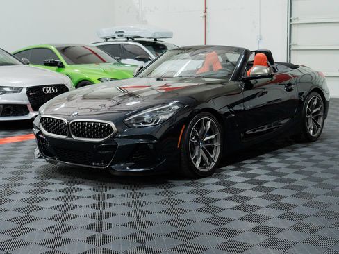 Used 2020 BMW Z4 M40i w/ Executive Package RWD image 3