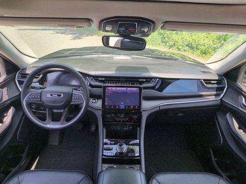 Certified 2022 Jeep Grand Cherokee Limited 4xe w/ MOPAR Finishing Package AWD/4WD image 19