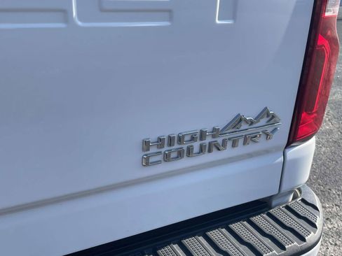 Certified 2024 Chevrolet Silverado 3500 High Country w/ High Country Premium Package AWD/4WD image 7