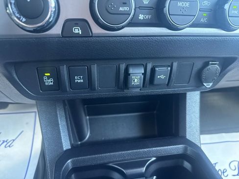 Used 2023 Toyota Tacoma SR5 w/ Technology Package image 35