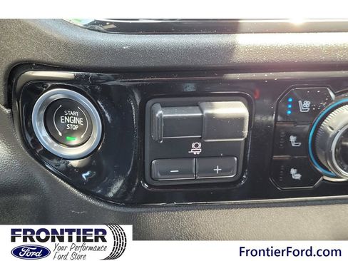 Used 2024 Chevrolet Silverado 1500 ZR2 w/ Technology Package AWD/4WD image 14
