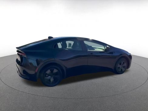Used 2025 Toyota Prius LE image 12