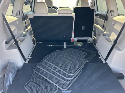 Used 2019 Volkswagen Atlas SEL Premium AWD/4WD image 33