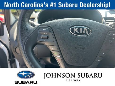 Used 2017 Kia Forte LX FWD image 12