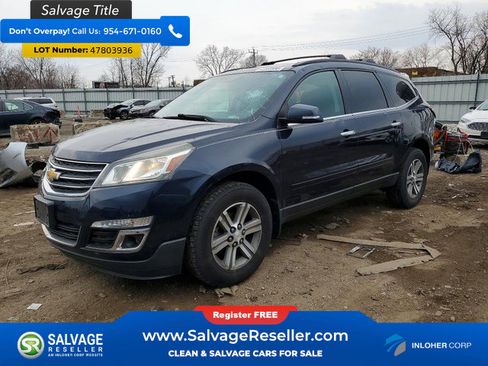 Used 2015 Chevrolet Traverse LT image 1