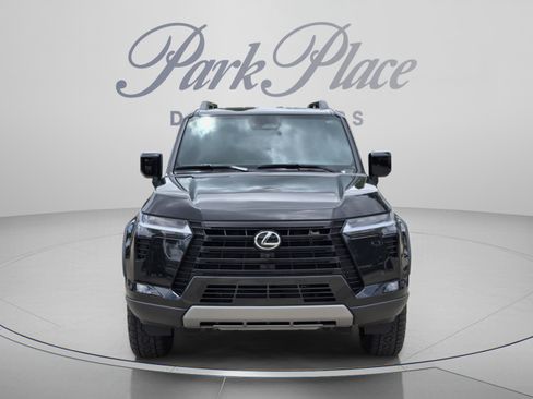 Certified 2026 Lexus GX 550 AWD/4WD image 8