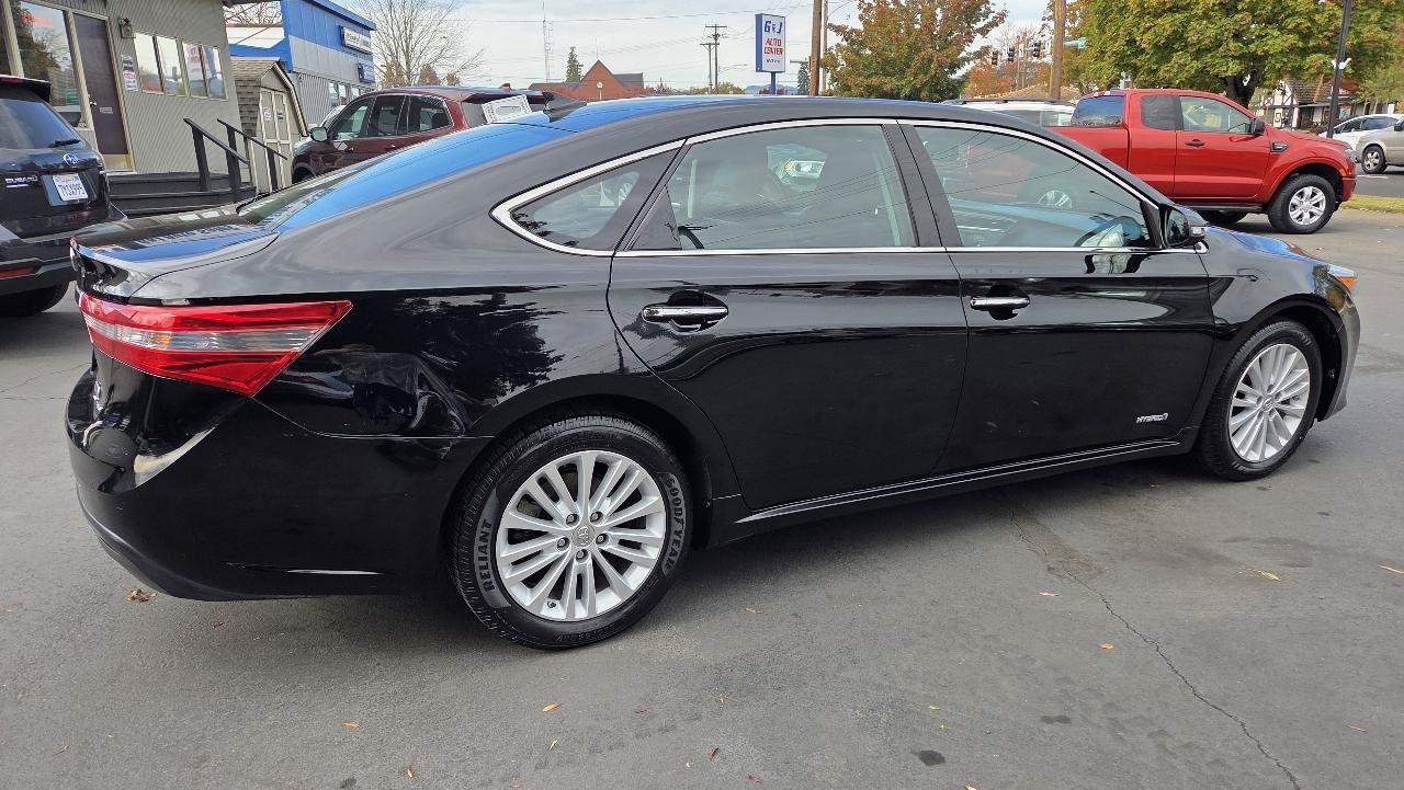 Used 2013 Toyota Avalon Limited FWD image 7
