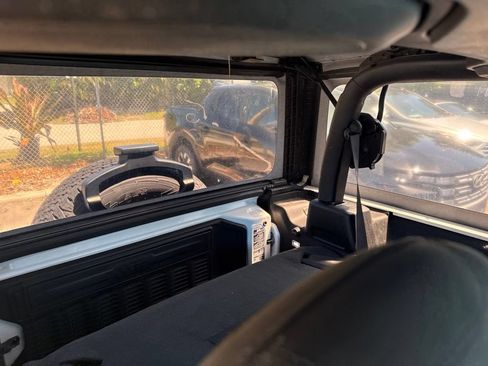 Used 2019 Jeep Wrangler Sport AWD/4WD image 26