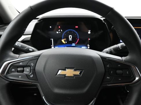 New 2025 Chevrolet TrailBlazer LT w/ Convenience Package FWD image 8