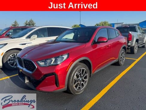 Used 2024 BMW X2 xDrive28i w/ Convenience Package AWD/4WD image 1