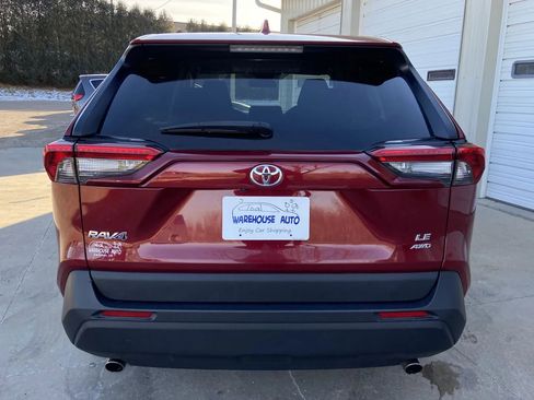 Used 2024 Toyota RAV4 LE AWD/4WD image 6
