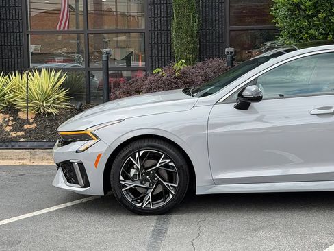 Used 2025 Kia K5 GT-Line w/ GT-Line Premium Package FWD image 10