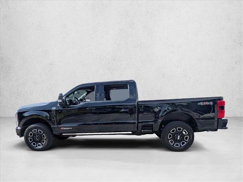 Used 2026 Ford F250 Platinum AWD/4WD image 9