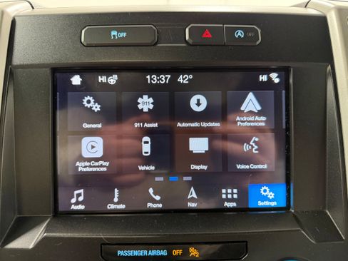 Used 2019 Ford F150 Lariat w/ Equipment Group 502A Luxury image 16