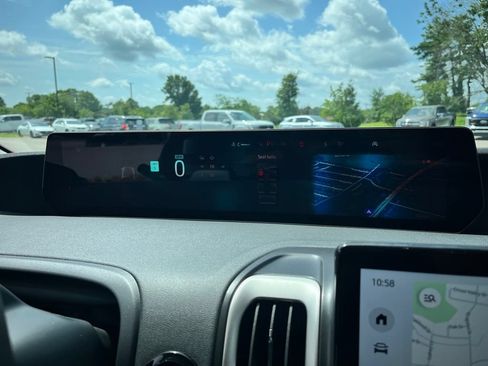 New 2026 Ford Expedition Active RWD image 18