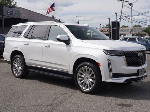 Used 2023 Cadillac Escalade Premium Luxury w/ LPO, Floor Liner Package AWD/4WD image 76