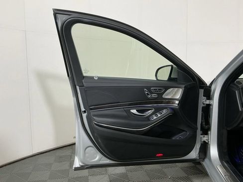 Used 2016 Mercedes-Benz S 550 Sedan image 19