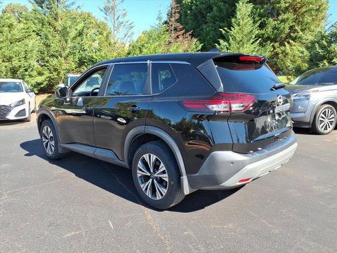 Used 2023 Nissan Rogue SV image 23