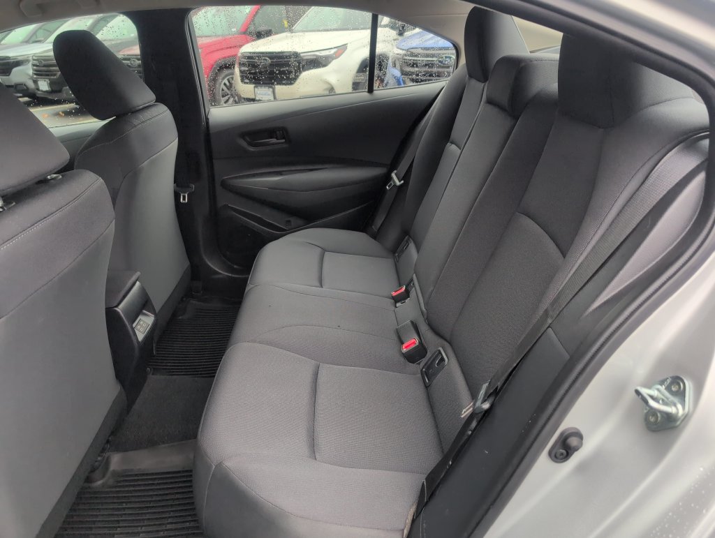 Used 2024 Toyota Corolla LE FWD image 29