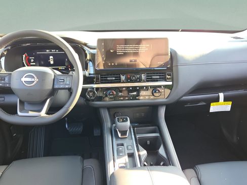 New 2026 Nissan Pathfinder SL FWD image 13