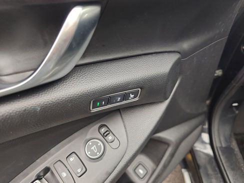 Used 2020 Honda Accord Touring image 6