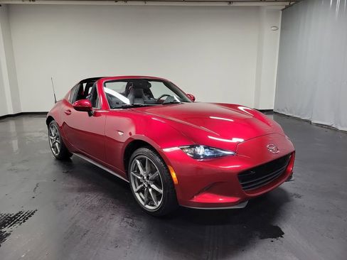 Used 2023 MAZDA MX-5 Miata Grand Touring RWD image 25