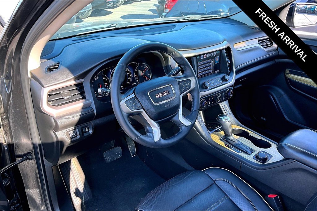 Used 2018 GMC Acadia Denali w/ Technology Package AWD/4WD image 11