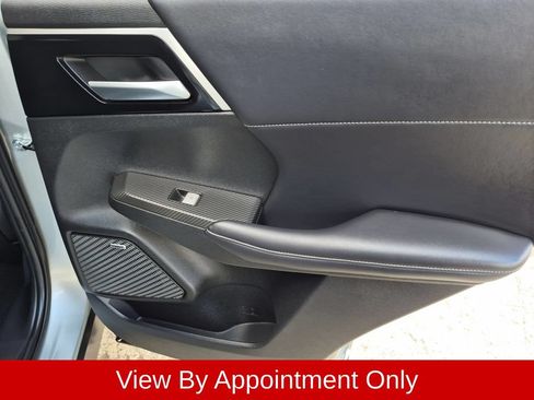 Used 2025 Mitsubishi Outlander SE AWD/4WD image 31
